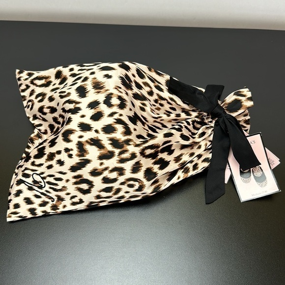 Victoria’s Secret Leopard Print Bed Slippers Medium (7-8) Satiny Faux Fur Trim - Picture 12 of 12